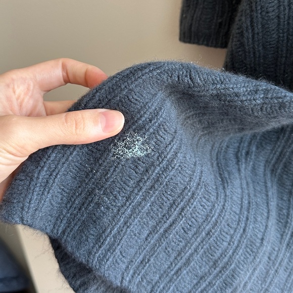 Carmen Marc Valvo Steel Blue Cozy Open Front Cardigan Sweater, Size Small - Picture 15 of 16